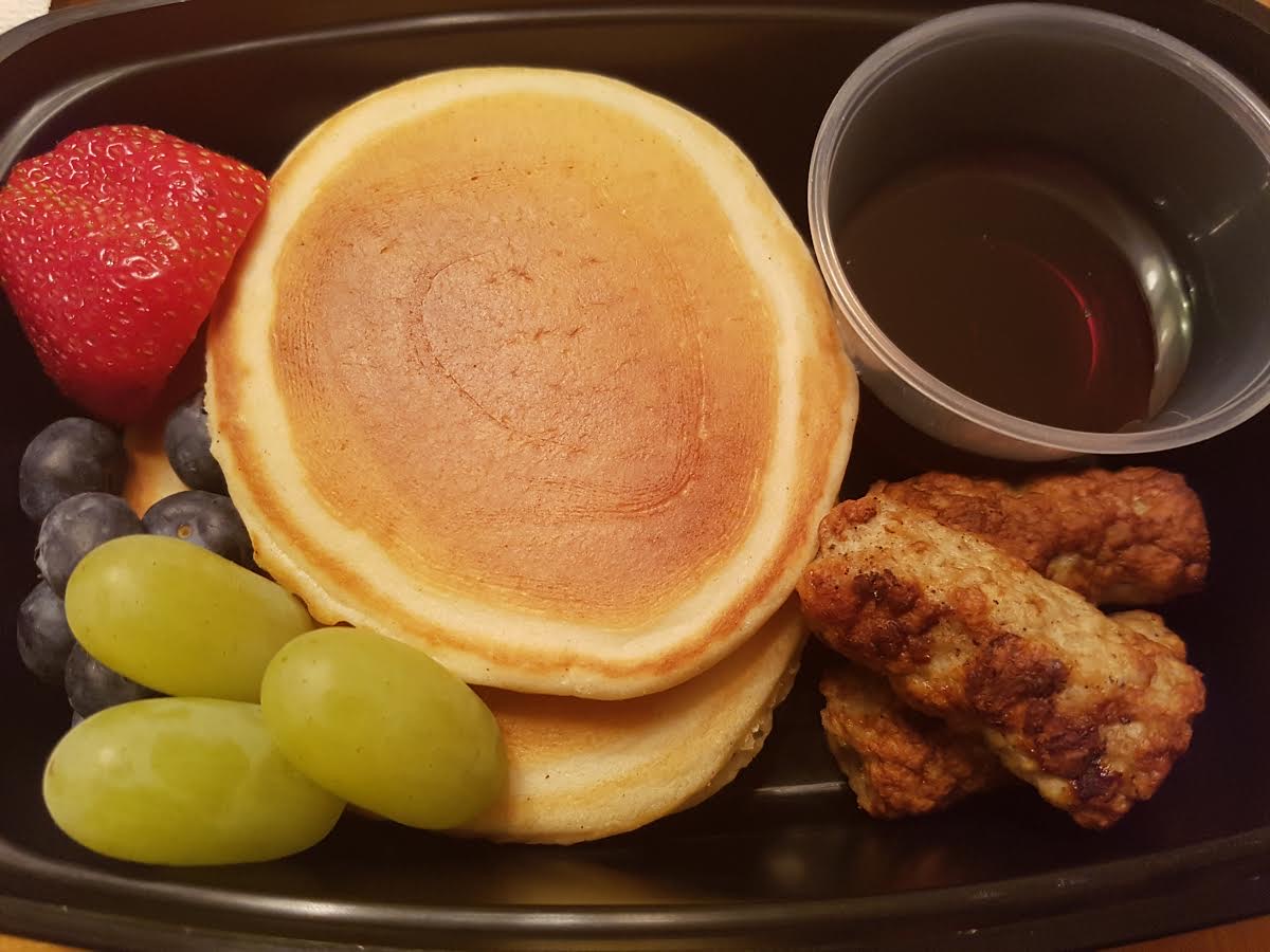 140 Pancakes and Turkey Sausage