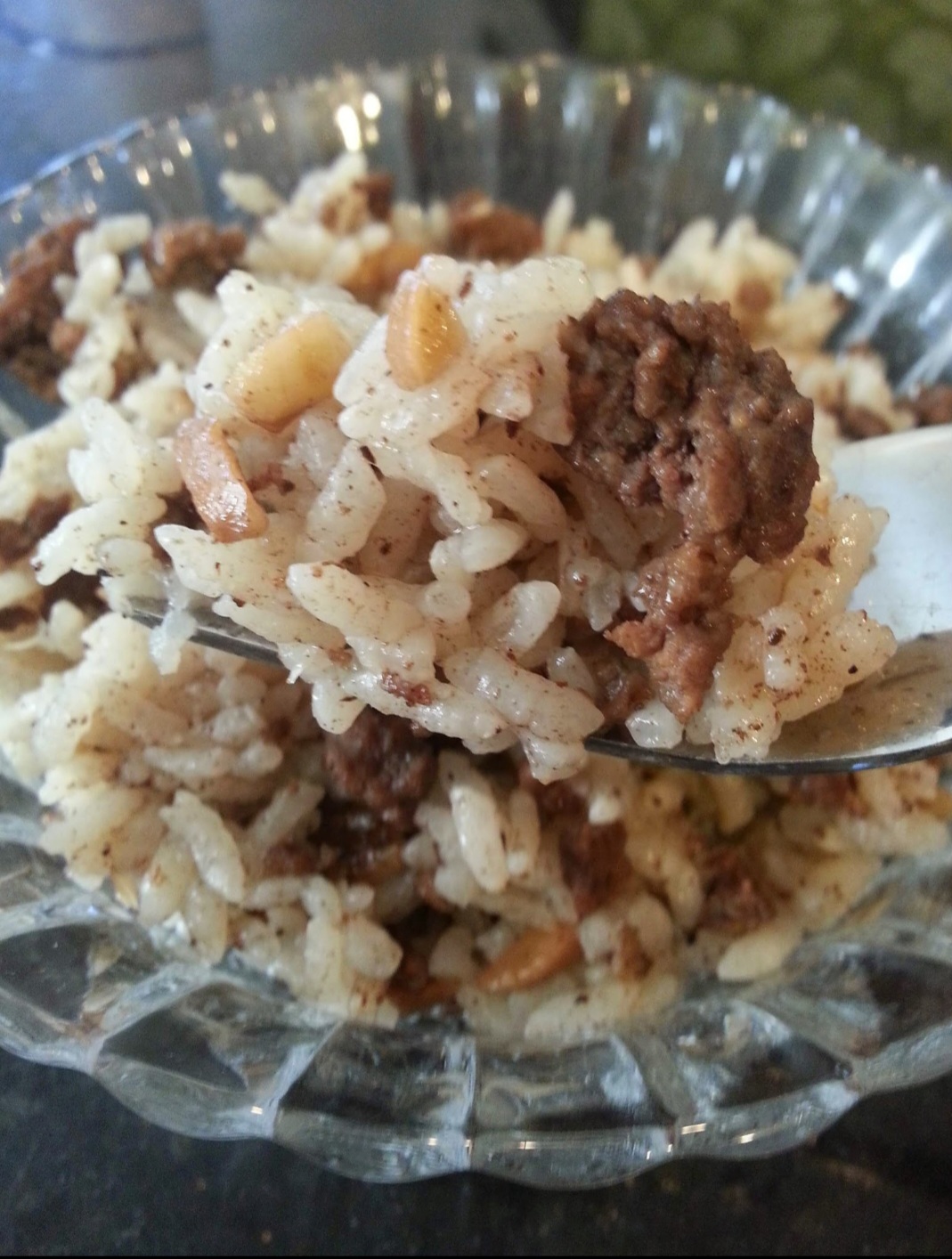 Mediterranean Rice With Beef and Roasted Almonds