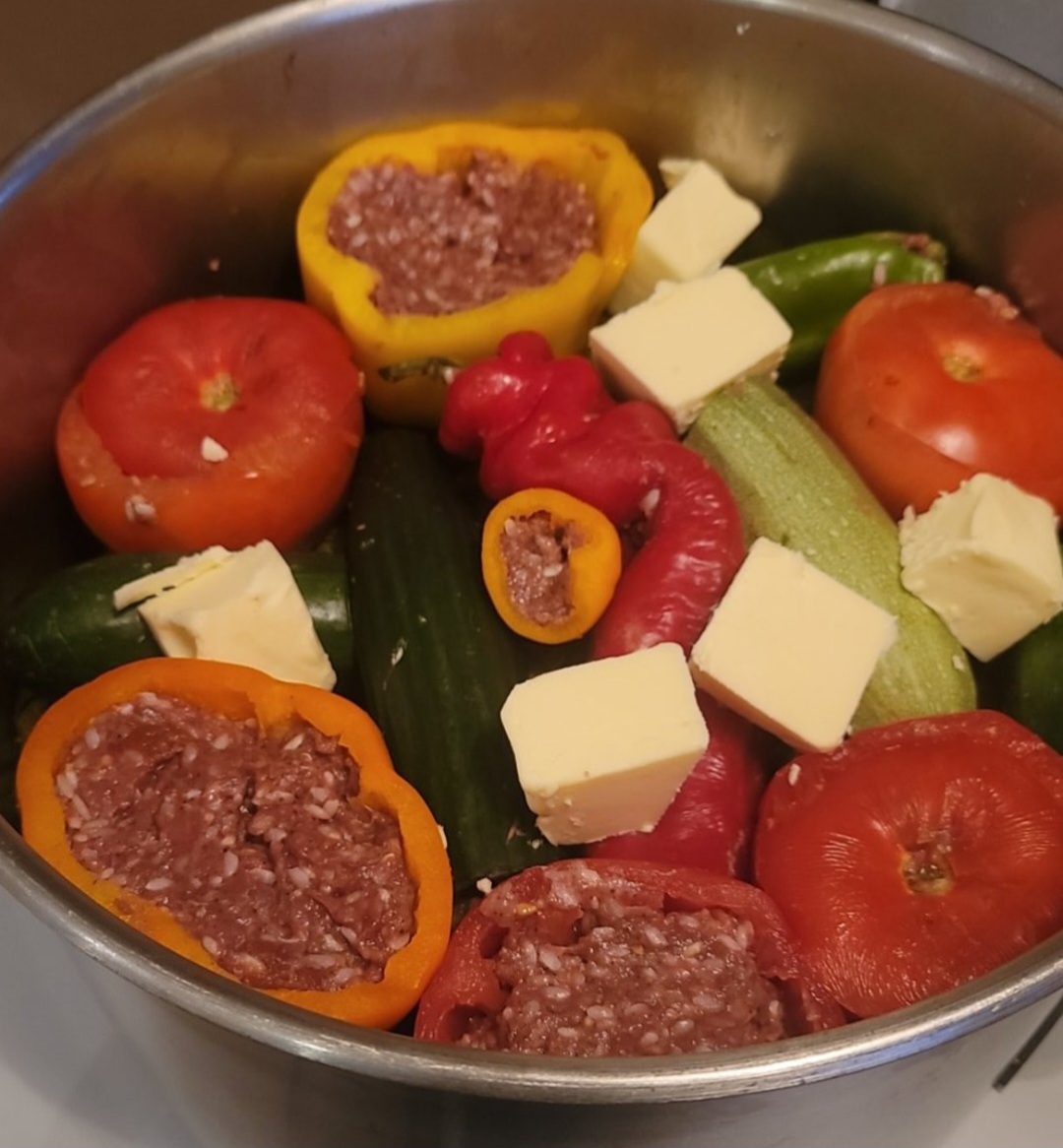 404 Grapeleaves and Stuffed Vegetables
