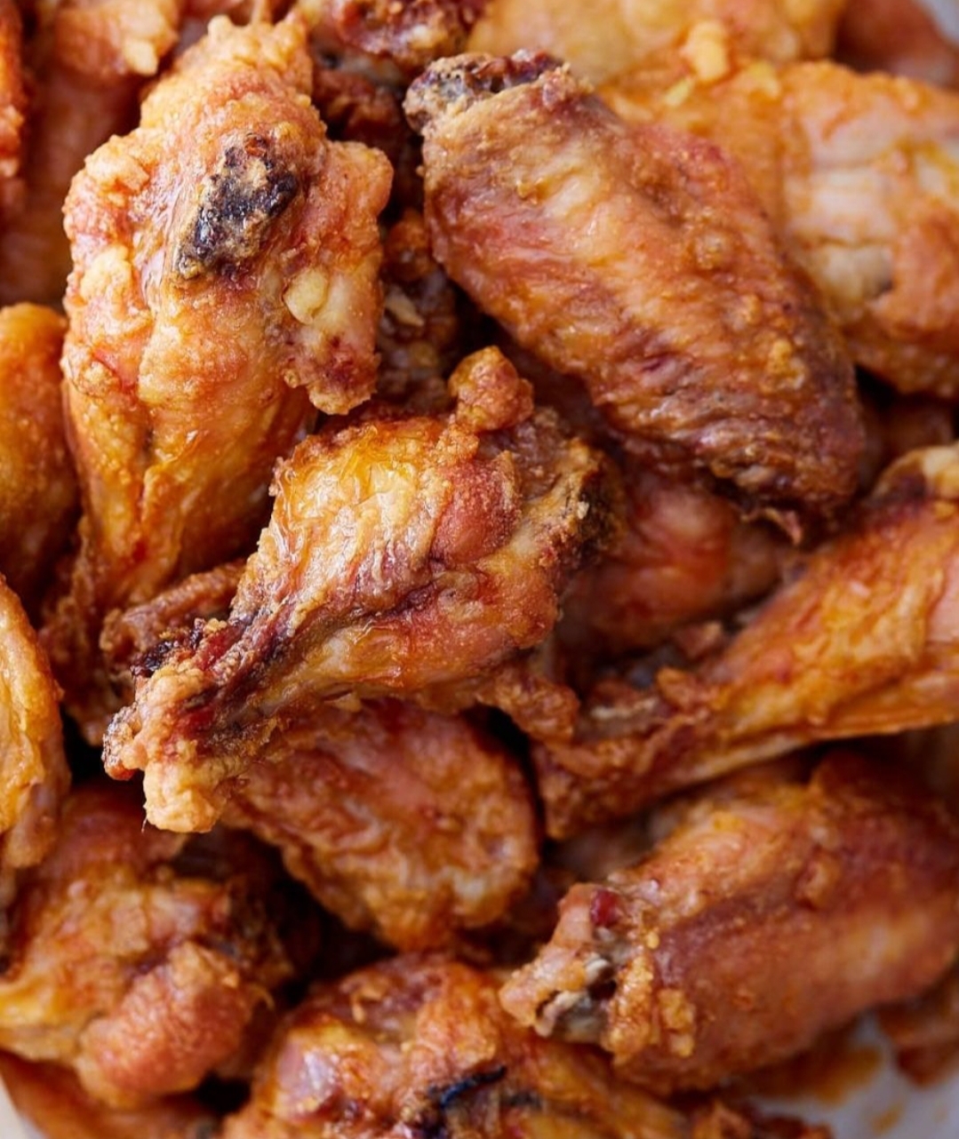 Chicken Wings and Sides(8 Flavors)